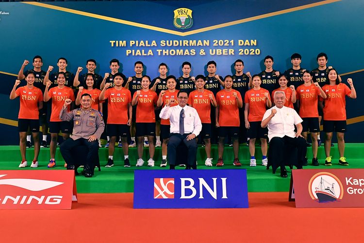 PBSI resmi melepas tim bulu tangkis Indonesia untuk Piala Sudirman 2021 dan Piala Thomas-Uber 2020 di di Hall Pelatnas PBSI Cipayung, Senin (20/9/2021).
