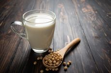 Susu Almond vs Susu Kedelai, Mana yang Lebih Sehat?