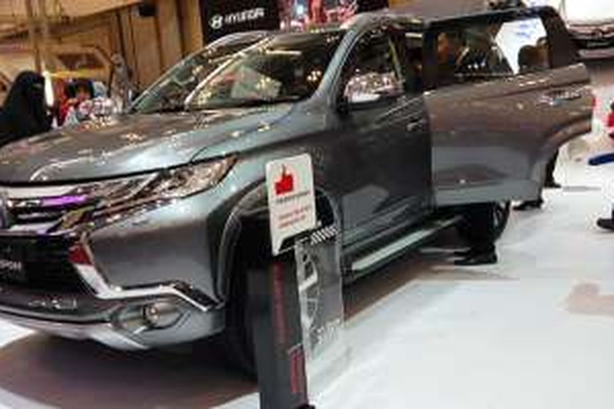 MitsubishiPajero Dakar Limited ditawarkan di pameran GIIAS 2016