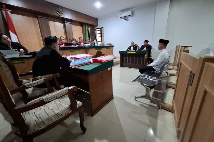 Pria di Malang Dibui Usai Menang Lomba Menulis Artikel Berhadiah Narkoba