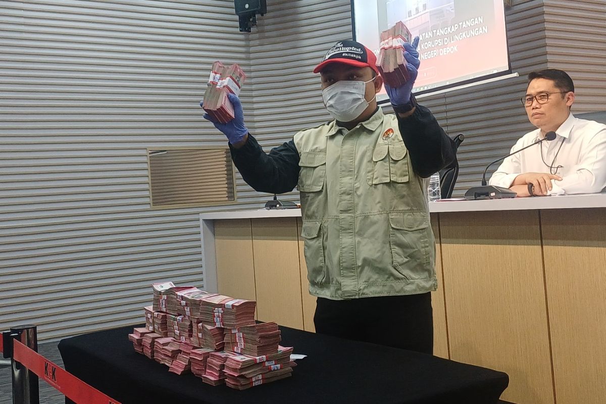 KPK Tetapkan 5 Tersangka Kasus Fee Lahan di PN Depok, Soroti Integritas Hakim