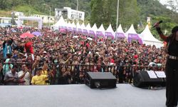 Digelar 2 Hari, Cross Border Entikong Datangkan Kunjungan 5.260 WNA 