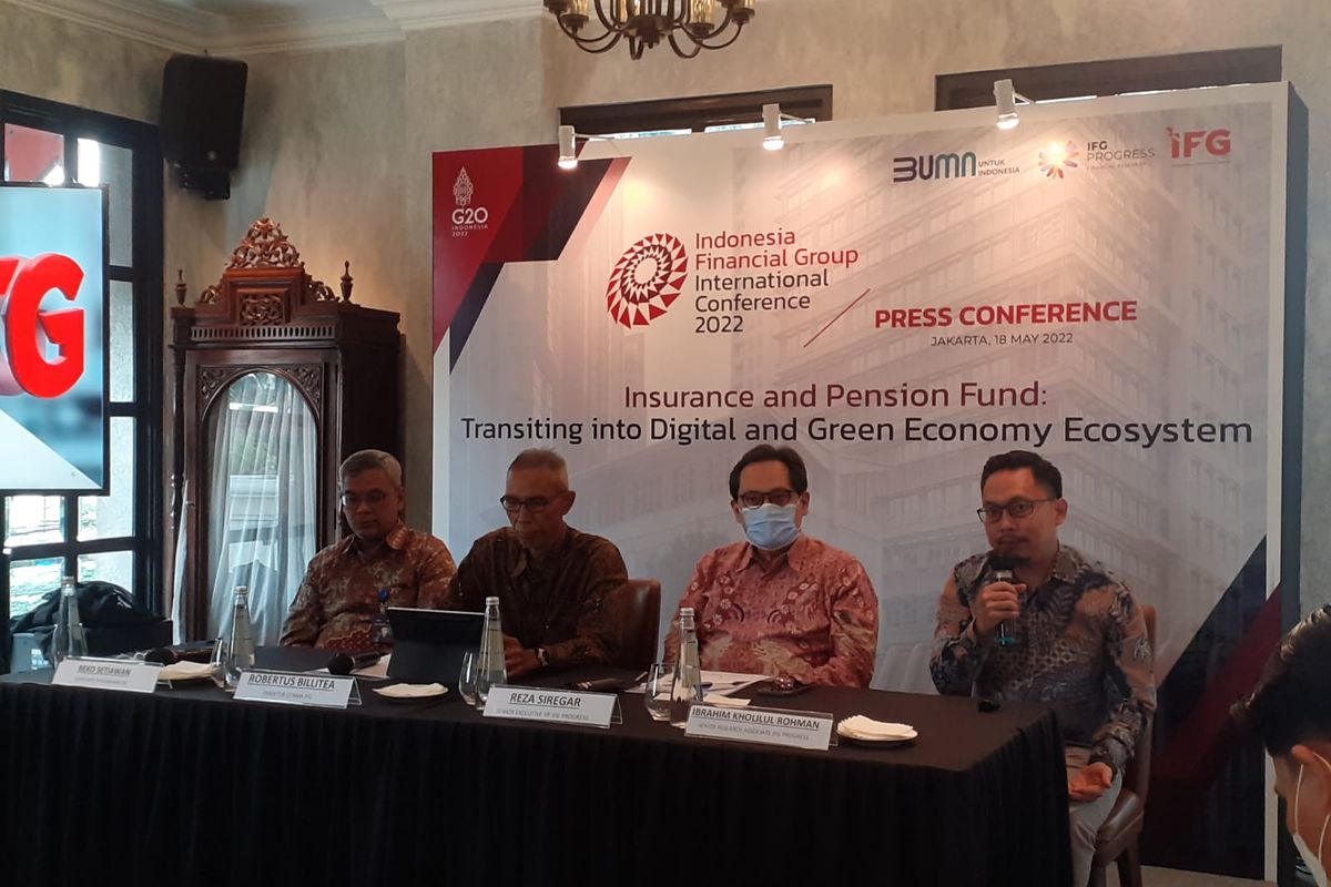 Konferensi pers Indonesia Financial Group (IFG) di Jakarta, Rabu (18/5/2022).