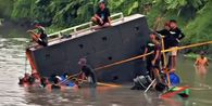 Perahu Sound Horeg Tenggelam saat Tradisi Nyadran di Sidoarjo, Tak Mampu Tahan Beban 1 Ton