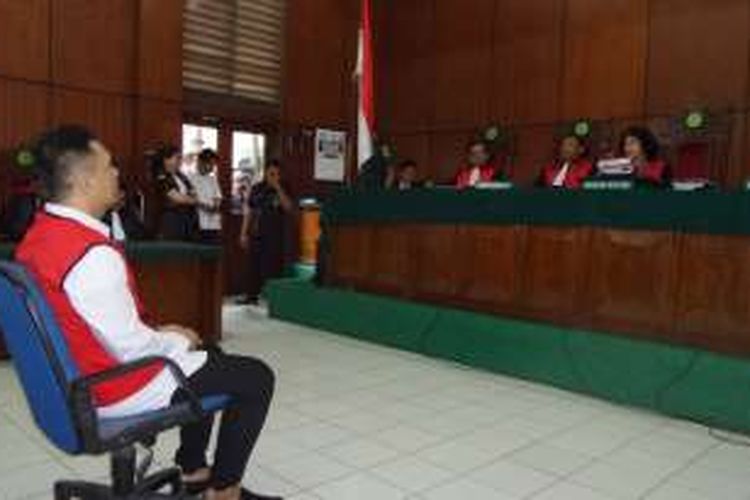 Saipul Jamil dalam ruang sidang Pengadilan Negeri Jakarta Utara, Selasa (14/6/2016).