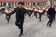 Kepala Sekolah di China Ajak Para Murid Menari "Shuffle Dance"