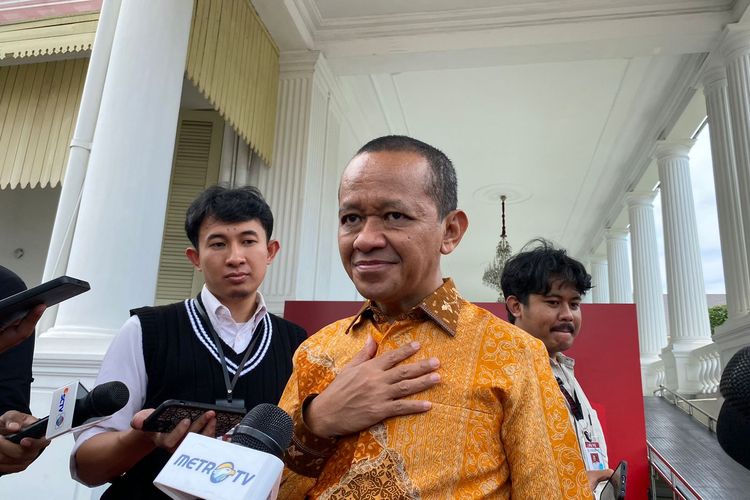 Menteri Investasi Bahlil Lahadalia usai menemui Presiden Joko Widodo di Istana Kepresidenan, Jakarta Pusat, Senin (8/5/2024).