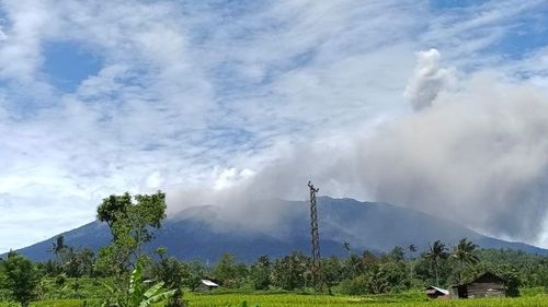 Terjebak Saat Gunung Marapi Meletus, 11 Pendaki Tewas