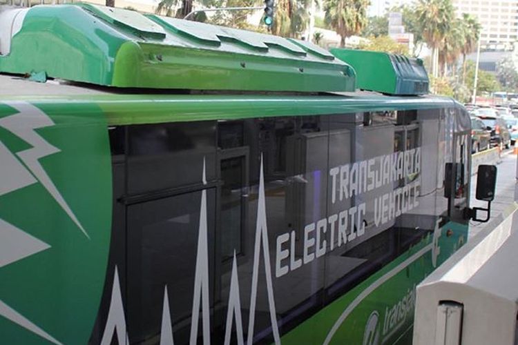 TransJakarta sedang uji coba teknis bus listrik.