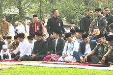 Bersama Seribuan Warga, Jokowi dan Keluarga Shalat Id di Kebun Raya Bogor