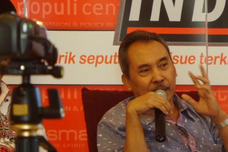 Peneliti Senior LIPI, Syamsuddin Haris dalam sebuah diskusi di bilangan Menteng, Jakarta Pusat, Sabtu (23/7/2016)