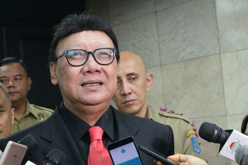 Bahas Larangan Eks Napi Korupsi Jadi Caleg, Mendagri Temui Ketua DPR