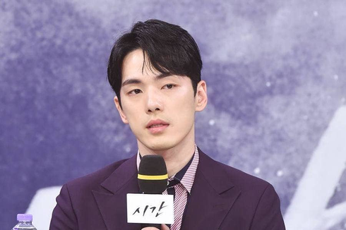 Kim Jung Hyun Resmi Gabung dengan Story J