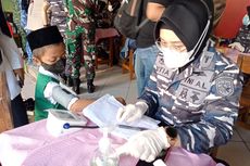 PTM 100 Persen Dimulai, Korps Wanita TNI AL Gelar Vaksinasi Anak Usia 6-12 Tahun di Sekolah