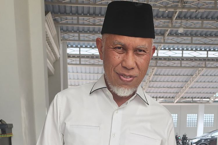 Gubernur Sumbar Mahyeldi