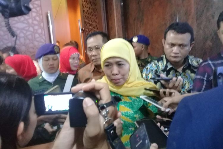 Gubernur Jawa Timur (Jatim) Khofifah Indar Parawasa saat meresmikan Program OPOP di Universitas Nahdlatul Ulama Surabaya (Unusa), Kamis (22/8/2019).