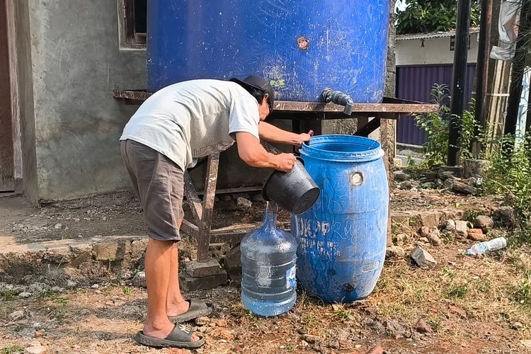 4 RT di Keranggan Tangsel Alami Kekeringan, 13.000 Liter Air Bersih Disalurkan
