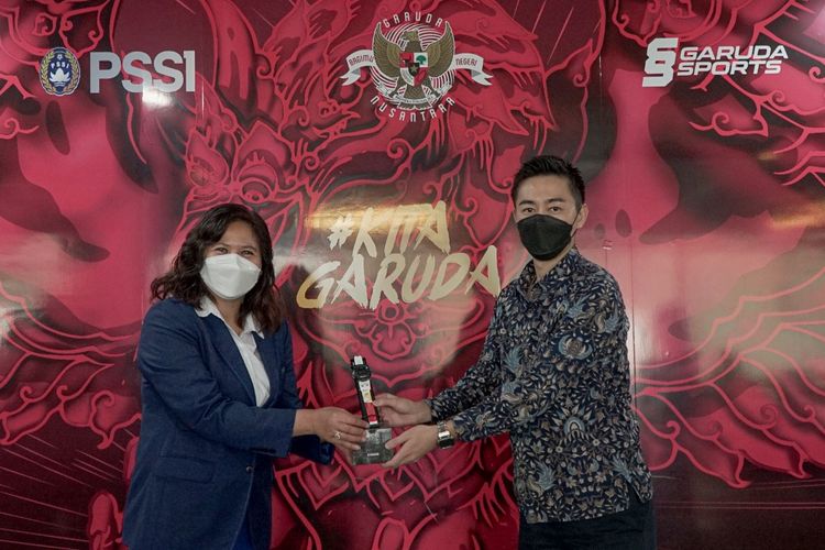 Penyerahan jam spesial G-Shock edisi timnas PSSI diadakan pada 29 November 2021 bertempat di kantor PSSI, Gedung fX Sudirman Jakarta.

