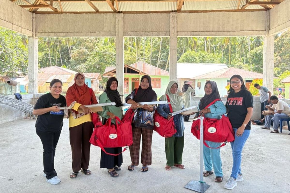 Universitas Kristen Indonesia Maluku (UKIM) berkolaborasi dengan Universitas Pattimura (UNPATTI) menjalankan Program Kosabangsa di Desa Kawa, Kabupaten Seram Bagian Barat, Maluku.