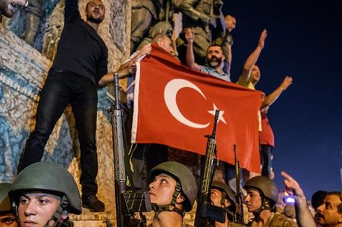Kudeta Sebabkan Mata Uang Turki Anjlok