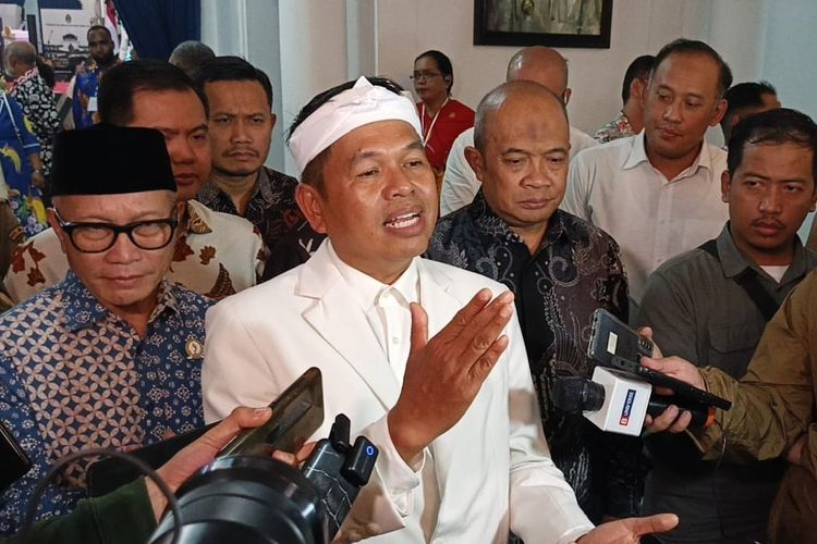 Dulu Temui Ayah 11 Anak Tanpa KB, Kini Dedi Mulyadi Tegaskan KB Jadi Syarat Bansos
