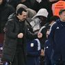 Alasan Unai Emery Lempar Jaket Saat Aston Villa Libas Man United