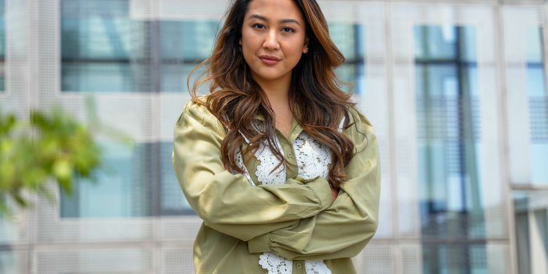 Sherina Munaf Mangkir di Sidang Cerai Perdana, Kuasa Hukum Bungkam - Kompas.com