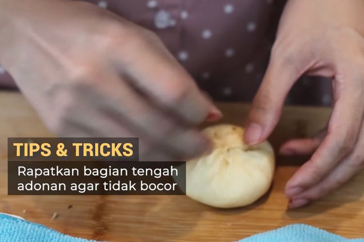 Proses membulatkan roti jabrig