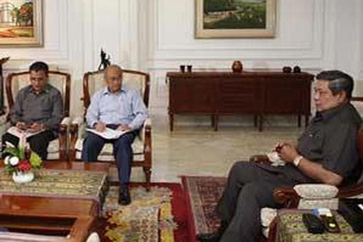 Presiden Susilo Bambang Yudhoyono menerima Satgas Pemberantasan Mafia Hukum di Kantor Presiden Jakarta, Senin siang (4/1/2010).