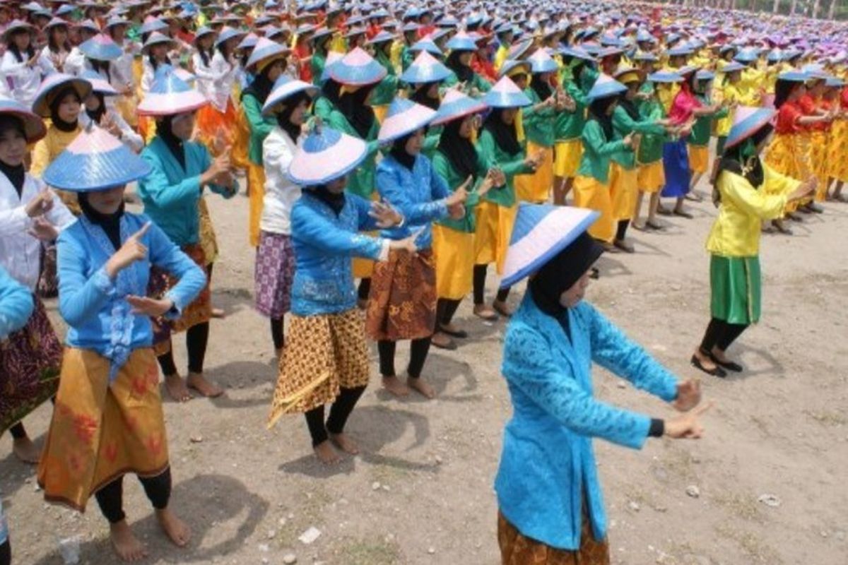 Tari Pamonte Sulawesi Tengah, salah satu tarian Sulawesi Tengah
