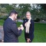 Ketika Khloe Kardashian Temani Penggemar Hadiri 