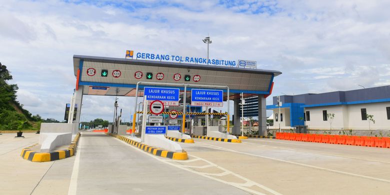 Gerbang Tol Rangkasbitung turut Jalan Tol Serang-Panimbang