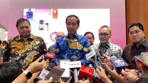Bantah Buntuti Kampanye Ganjar, Jokowi: Kunjungan Presiden Dirancang 3 Bulan Sebelumnya