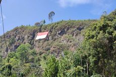 Jelang HUT RI, Bendera Merah Putih Raksasa Dibentangkan di Atas Garis Sesar Lembang