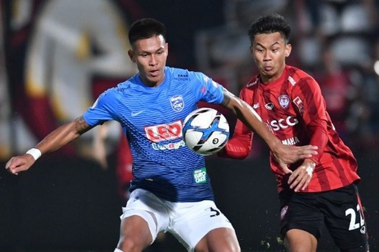 Pertandingan Thai League 1 Muangthong United vs Bangkokglass FC di Stadion SCG, 1 April 2018.