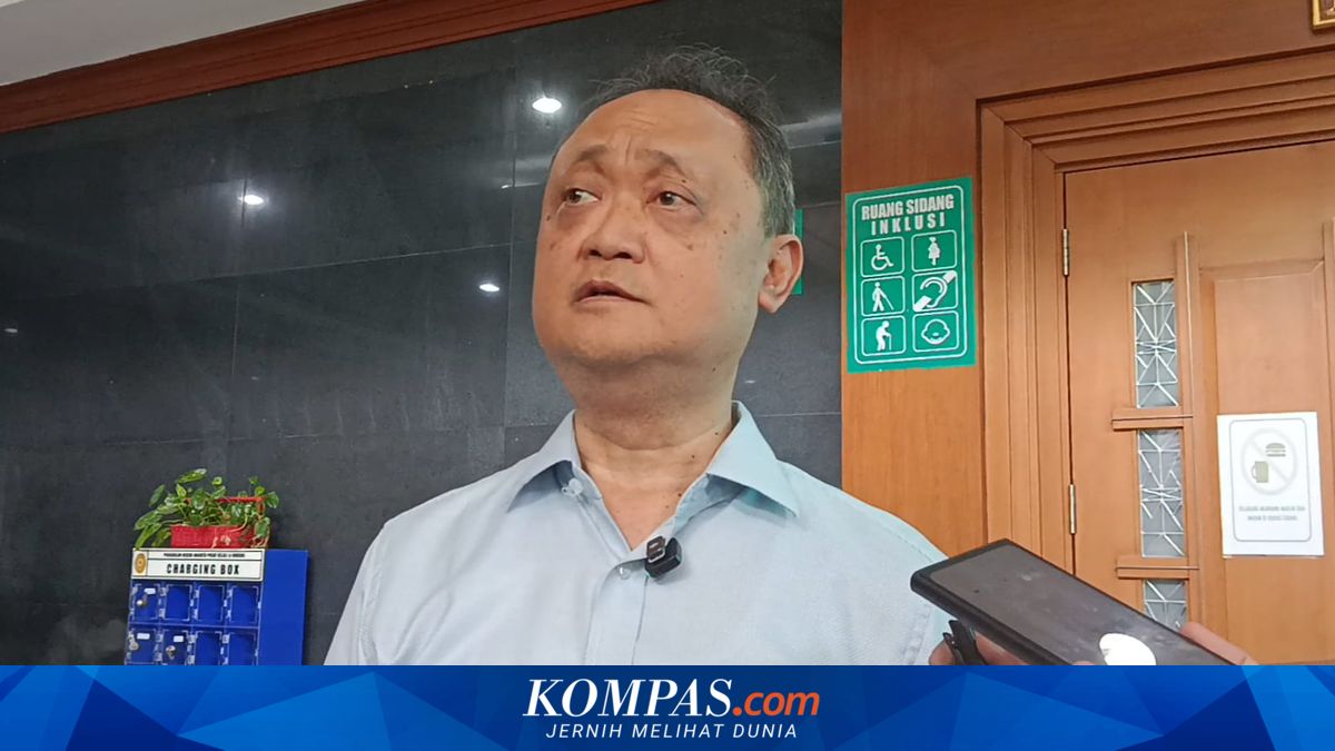 Irawan Prakoso Klaim Mobil yang Disita Kejagung Bukan Punya Riza Chalid ~WR

Klik untuk baca: