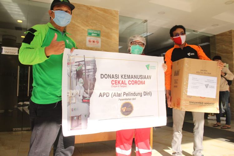 Tim relawan Dompet Dhuafa terus mendistribusikan paket Alat Pelindung Diri bagi tim medis yang tak kenal lelah menangani Corona.