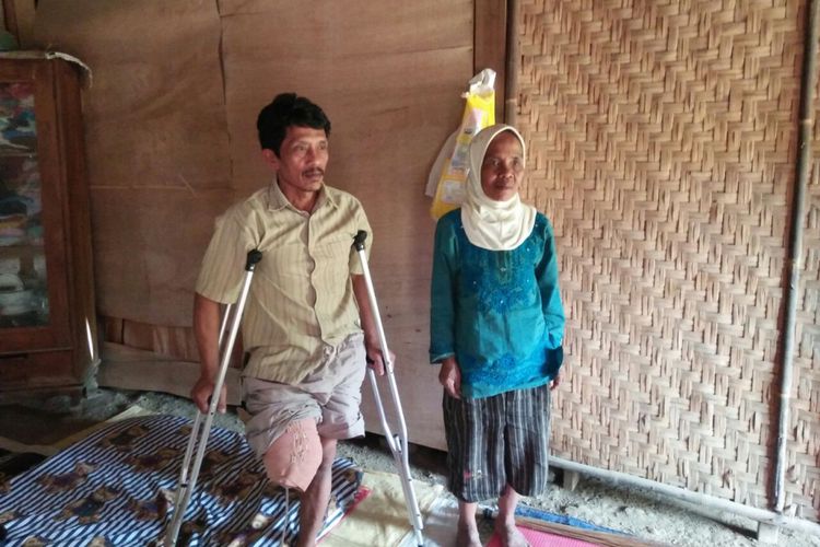 Miskan (45), warga Dusun Nguda, Desa Pagerukir, Kecamatan Sampung, Kabupaten Ponorogo membutuhkan kaki palsu setelah kakinya diamputasi pasca terpotong mesin pemotong kayu.