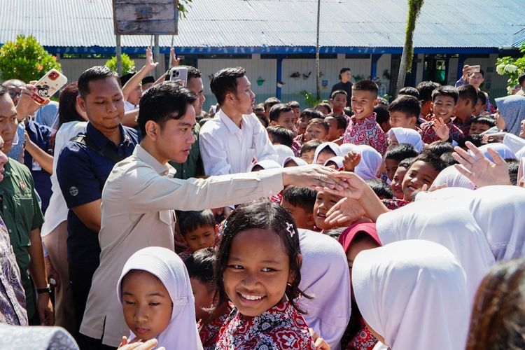 Warga Bengkulu Dapat Rp 60 Juta dari Gibran, Ini Syarat Pakainya...