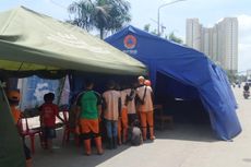 Gedung Sekolahnya Terbakar, Para Siswa Ujian di Dalam Tenda