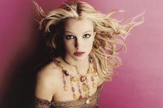 Lirik dan Chord Lagu Shadow dari Britney Spears