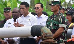 Targetkan Pertanian Modern, Mentan Amran Cek Pompanisasi di Merauke 