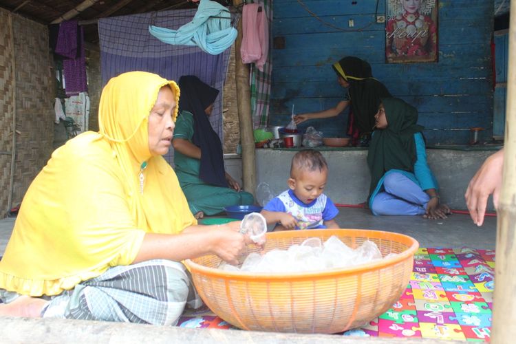 Nek Ainsyah di rumahnya, Desa Meunasah Drang, Kecamatan Dewantara, Kabupaten Aceh Utara, Minggu (23/8/2020).