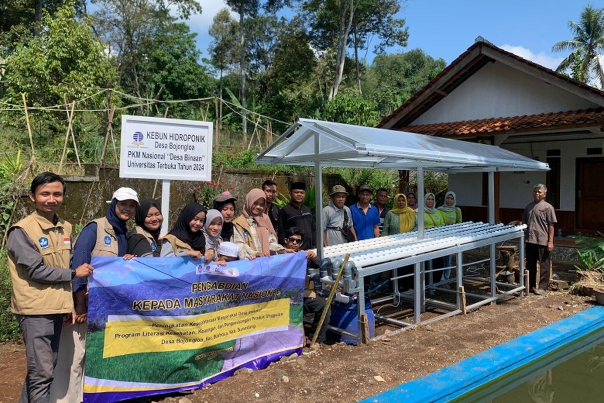 Program MBKM Membangun Desa yang dilakukan mahasiswa UT Bandung.