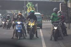 Viral Pengendara Ninja H2 Bagi-bagi Duit, Ada Risikonya