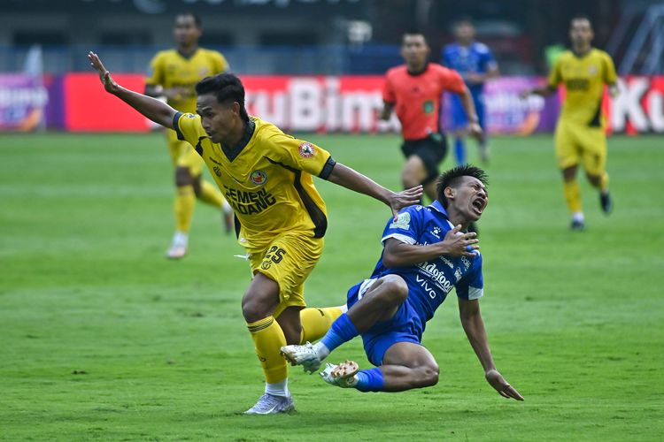 Jadwal Semen Padang Vs Persib, Hodak Tanpa Frans Putros