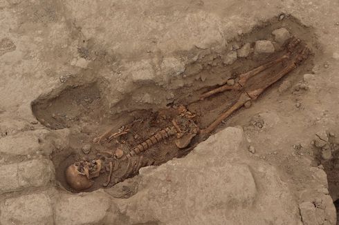 Penemuan Makam Kuno Peru Ungkap Petunjuk Peradaban Budaya Wari