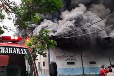 Sebuah Pabrik Tekstil di Gresik Terbakar, Tidak Ada Korban Jiwa