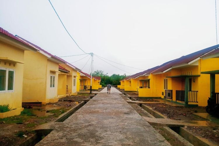 Rumah khusus (rusus) nelayan di Kabupaten Pesisir Selatan Carocok Tarusan yang berada di Provinsi Sumatera Barat. 