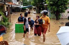 Banjir Rendam Sejumlah Titik di Jakarta Imbas Luapan Kali Ciliwung
